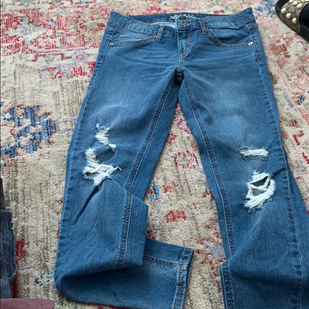 ripped skinny jeans